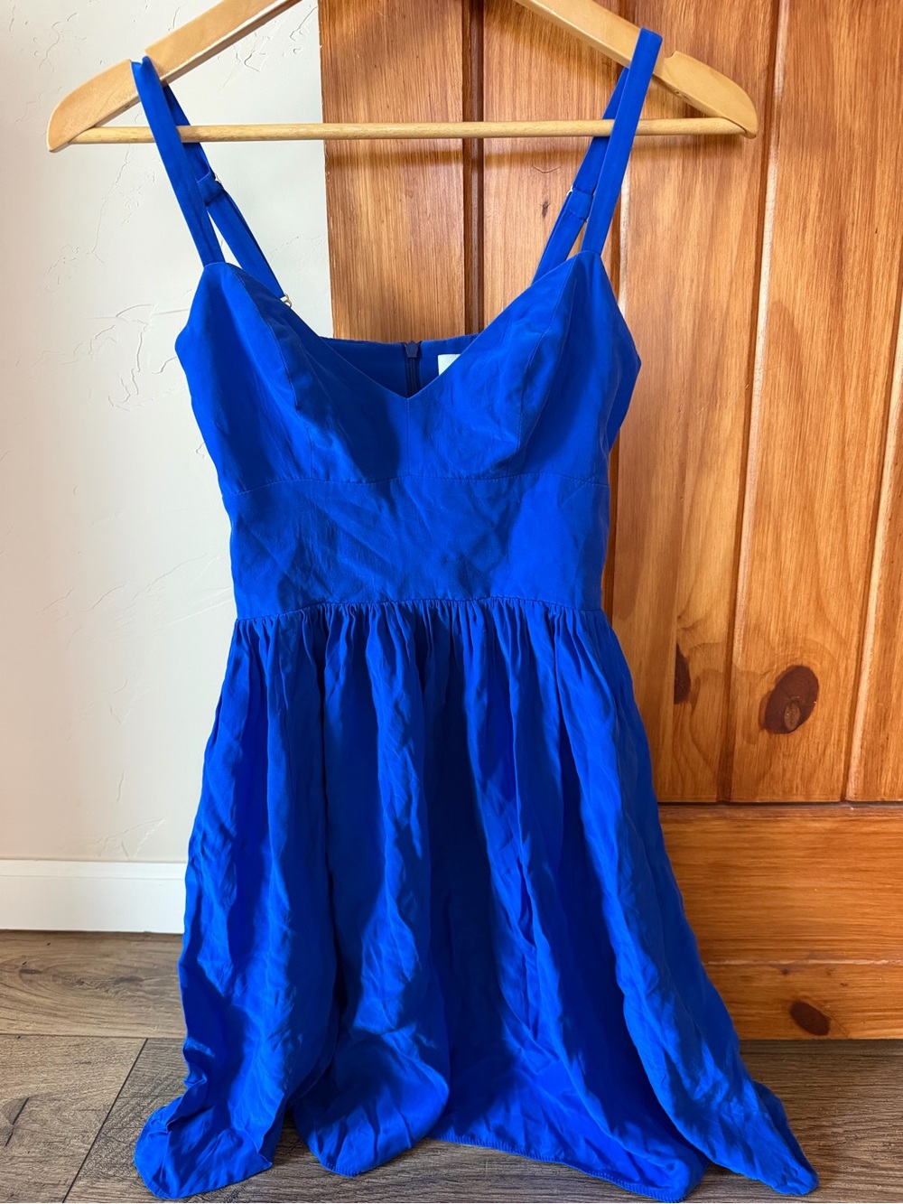 Amanda Uprichard 100% Silk Mini Dress – Royal Blue, Size P (Petite) v neck